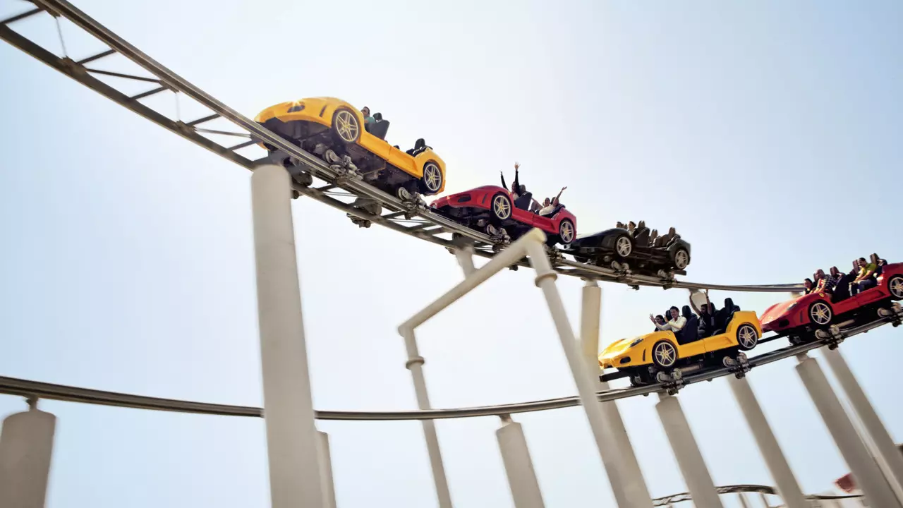 Yas Island Multi Day, Multi Park Ticket (Ferrari, Warner, Yas & Seaworld) - Photo 2