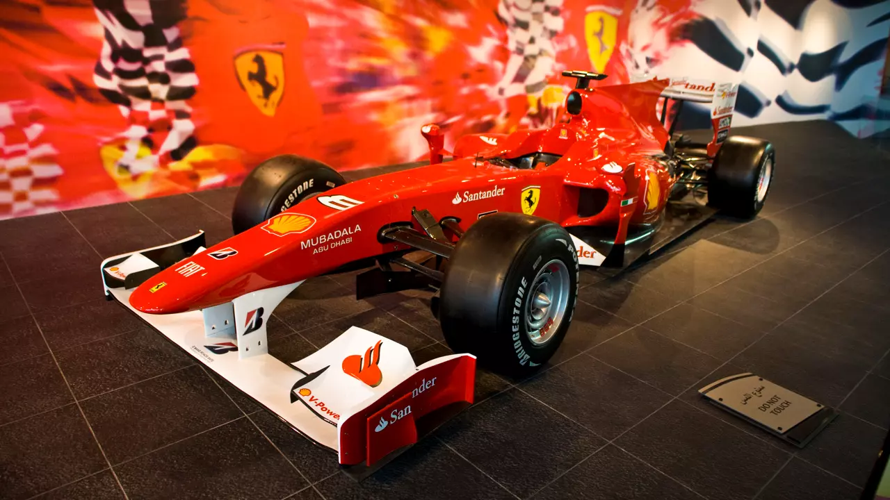 Yas Island Multi Day, Multi Park Ticket (Ferrari, Warner, Yas & Seaworld) - Photo 5