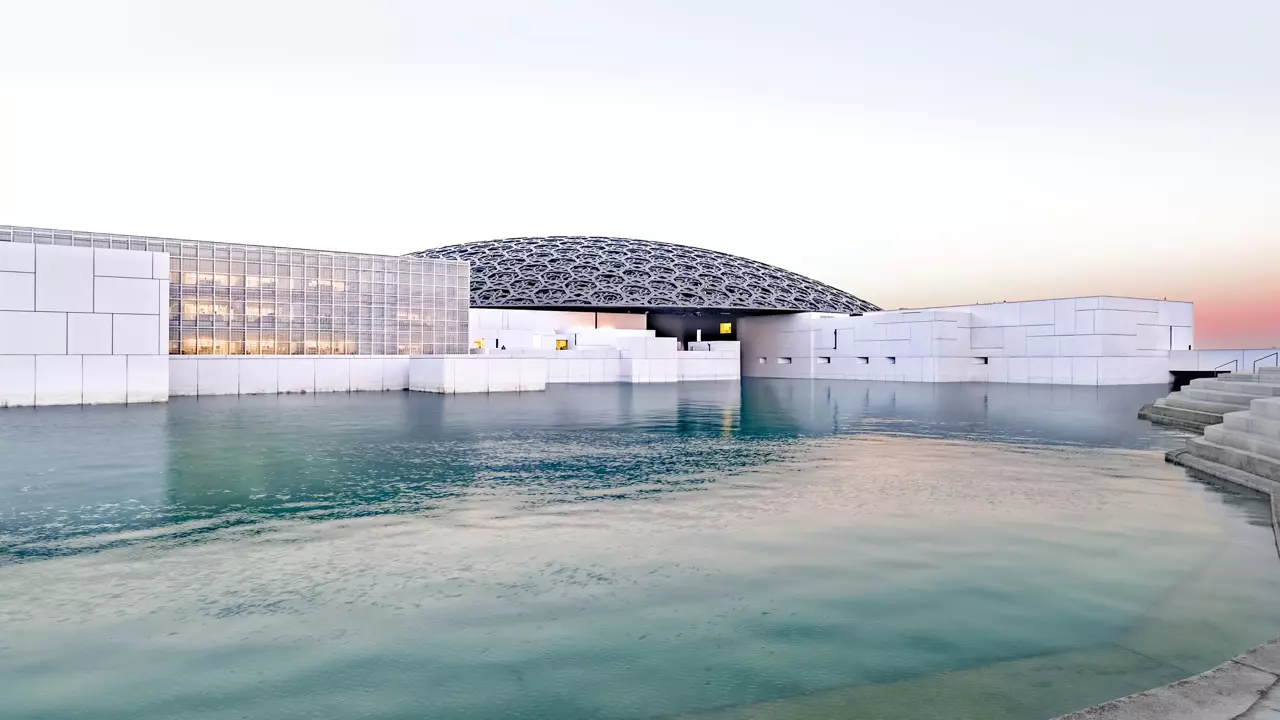 Louvre Museum Abu Dhabi - Photo 12