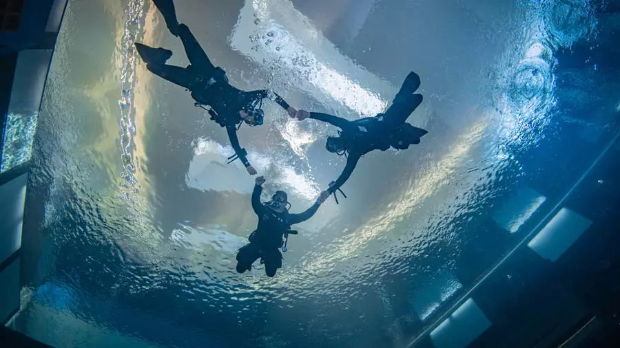 Deep Dive Dubai