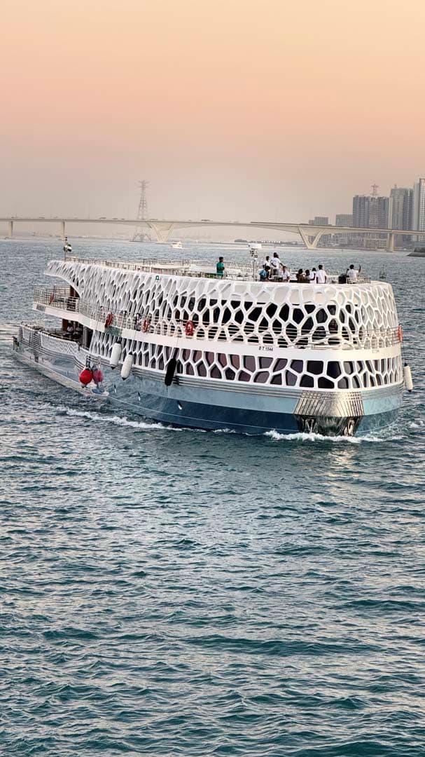 Lotus Royale Dinner Cruise - Photo 29