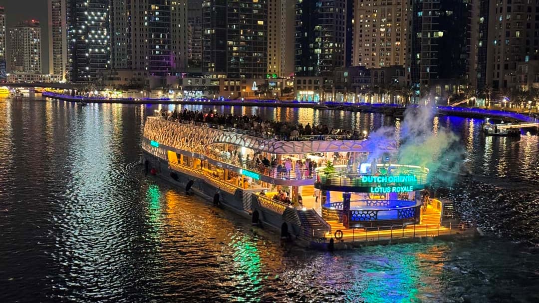 Lotus Royale Dinner Cruise - Photo 34