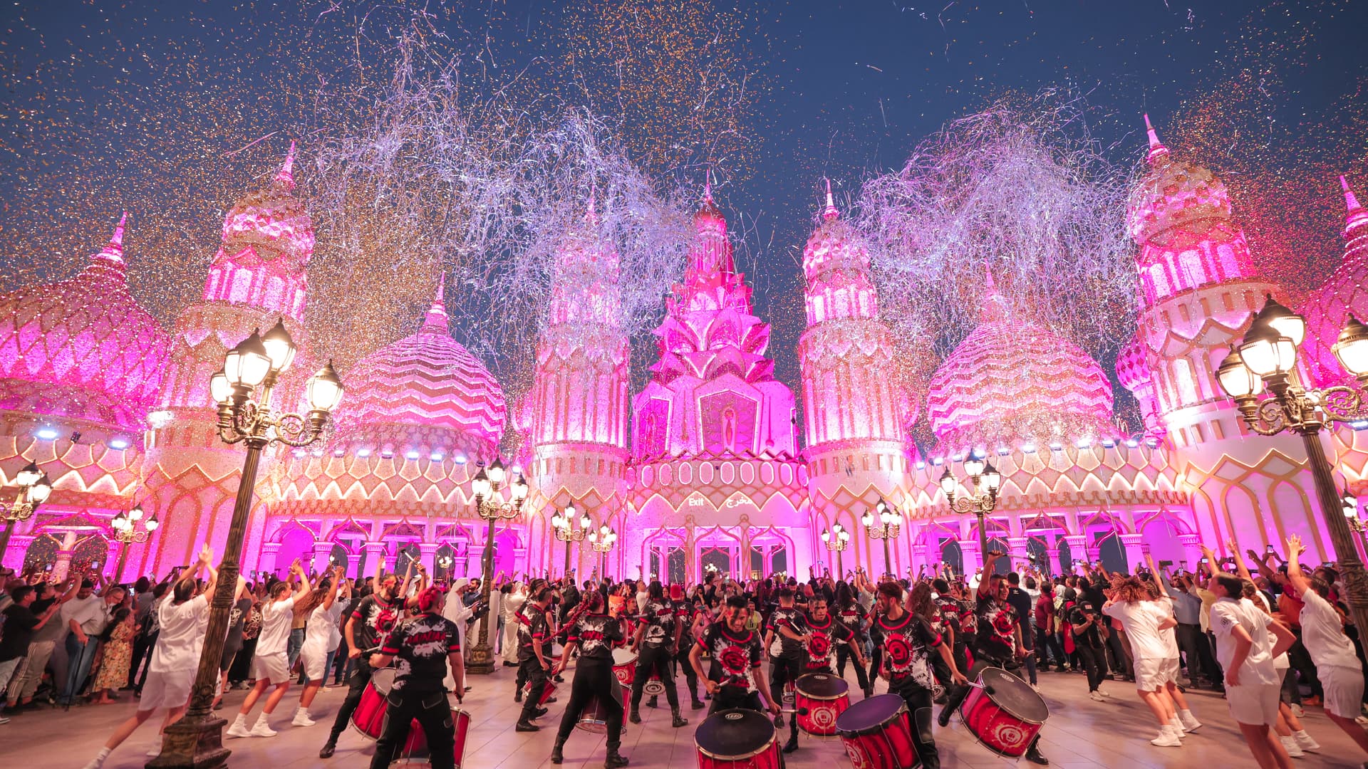 Global Village - Photo 28