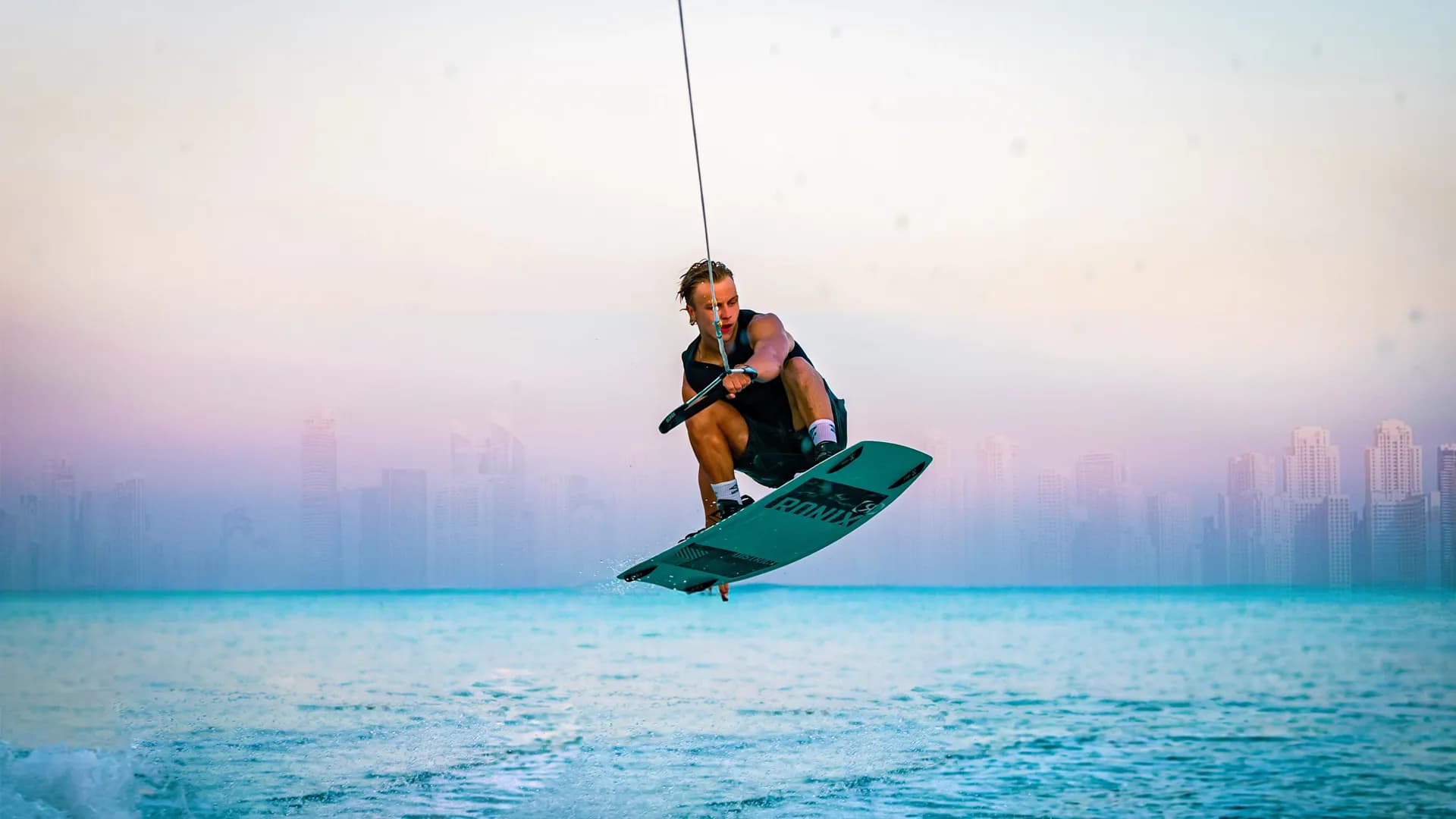 Wakeboarding from Dubai Marina - Photo 12