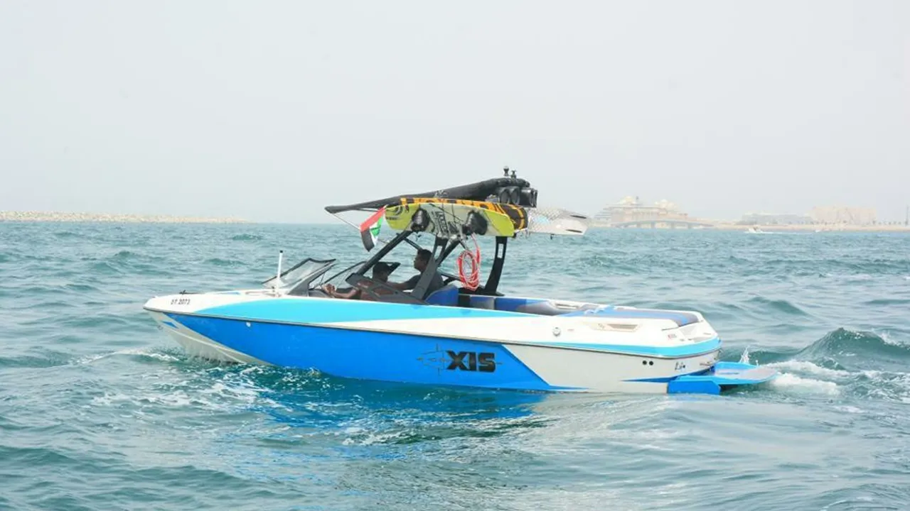 Wakesurfing from Dubai Marina - Photo 2