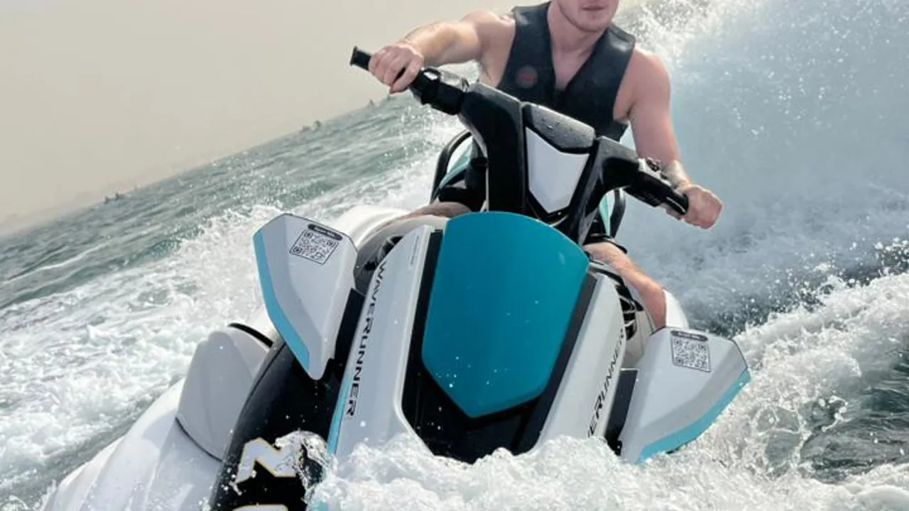 Jet Ski Burj Al Arab - Photo 8