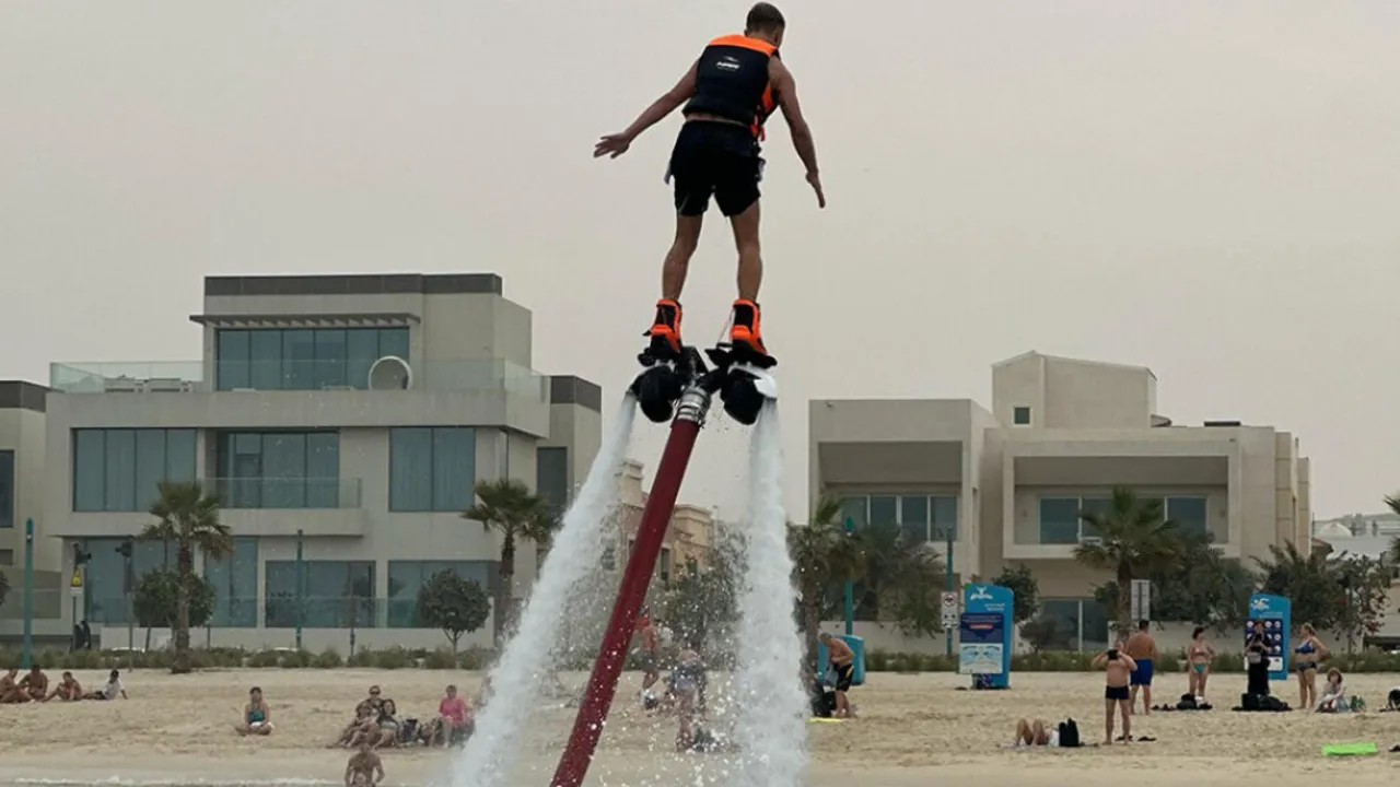 Fly Board Burj Al Arab - Photo 6