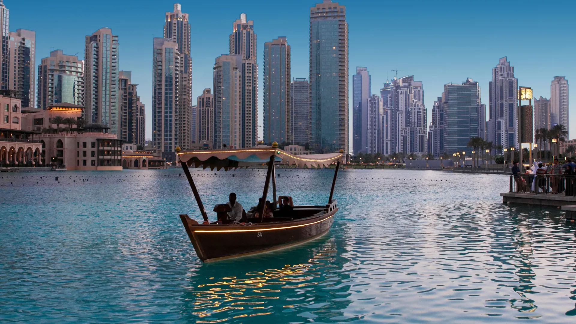 Dubai Mall Fountain & Lake Ride - Photo 10