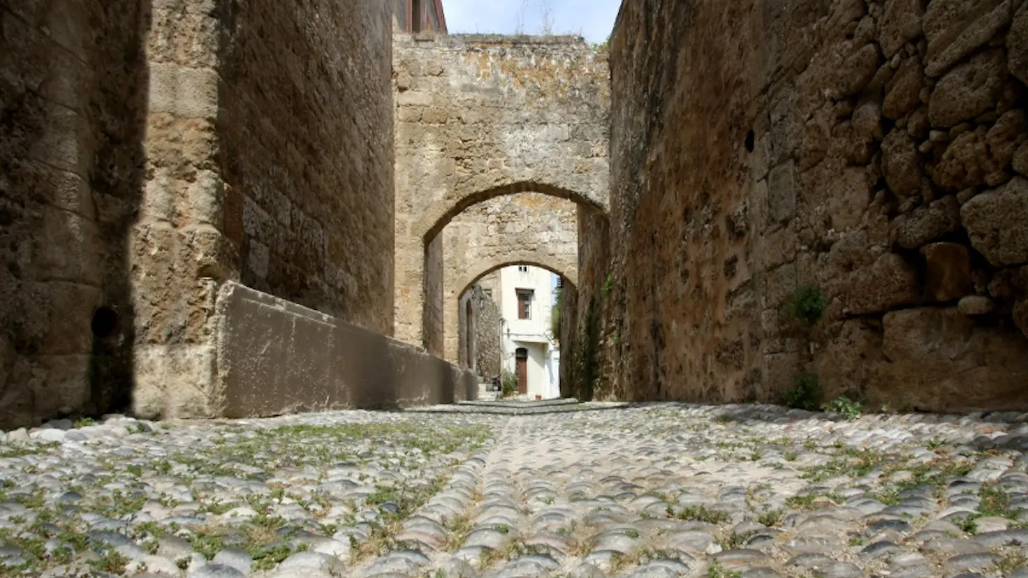 Palace of the Grand Master of the Knights of Rhodes - Photo 10