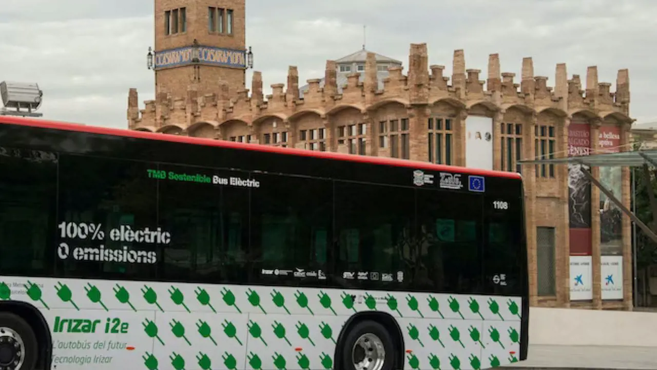 Hola Barcelona Public Transport Card - Photo 2